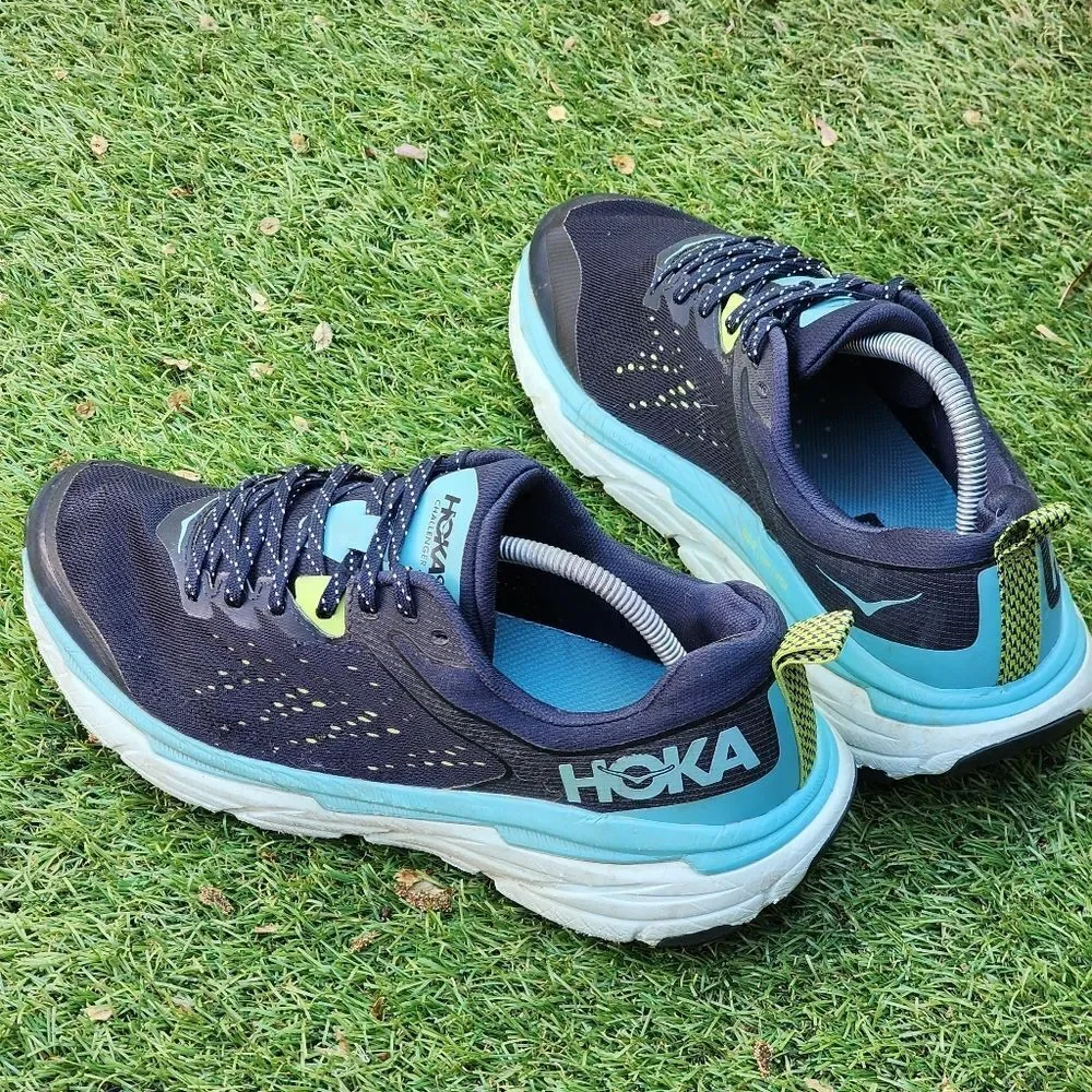 HOKA CHALLENGER ATR 6 - Womens Sneakers - SIZE 10.5B